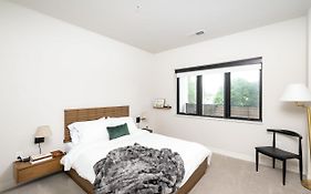 Flexhome Brady District 1Br Apt E3